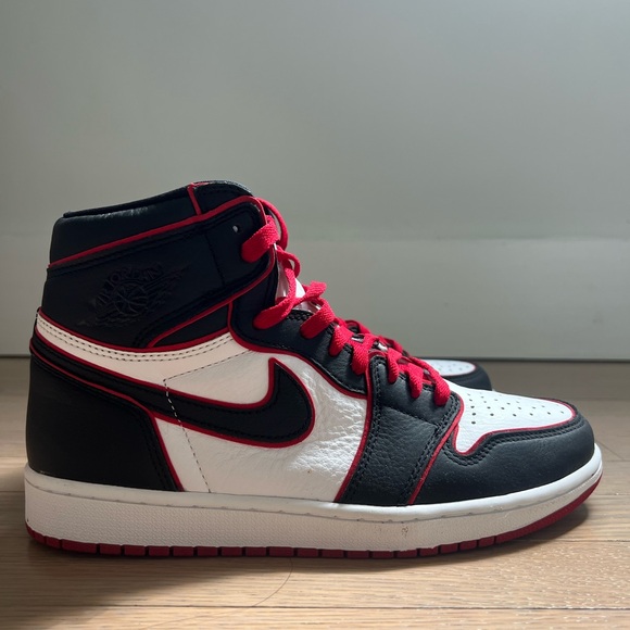 AIR JORDAN 1 RETRO HIGH OG | BLACK/GYM RED-WHITE - Picture 3 of 7